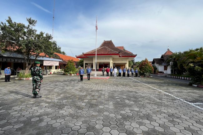 Kecamatan Prambanan Gelar Upacara Memperingati Hari Bela Negara