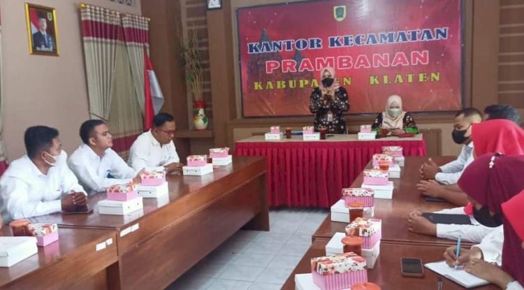 PEMBEKALAN BAGI PERANGKAT DESA BARU HASIL SELEKSI TAHUN 2022