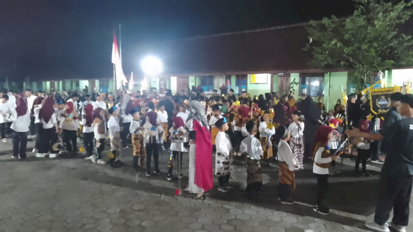 Festival takbir keliliing