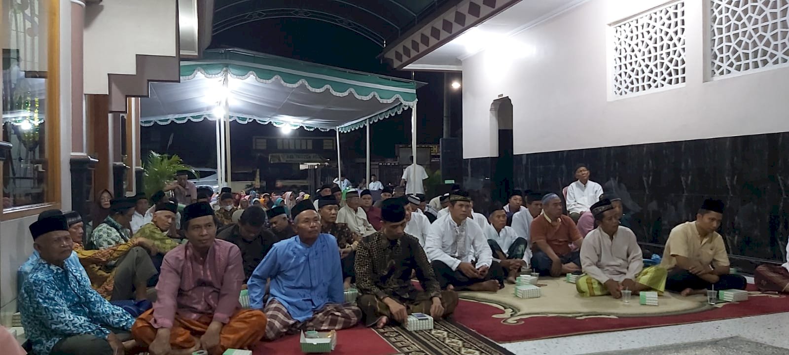 Camat Prambanan Hadiri Pengajian Halal BI Halal dan Pamitan Haji