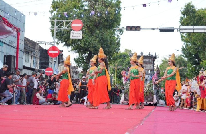 Memeriahkan HUT RI Ke 79 Kecamatan Prambanan mengirim kontingen Karnaval budaya 