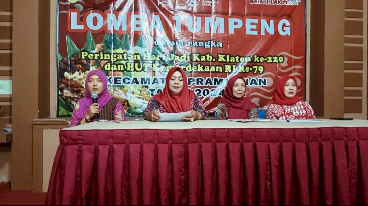 Menyambut HUT RI Kecamatan Prambanan gelar lomba tumpeng dan malam tirakatan