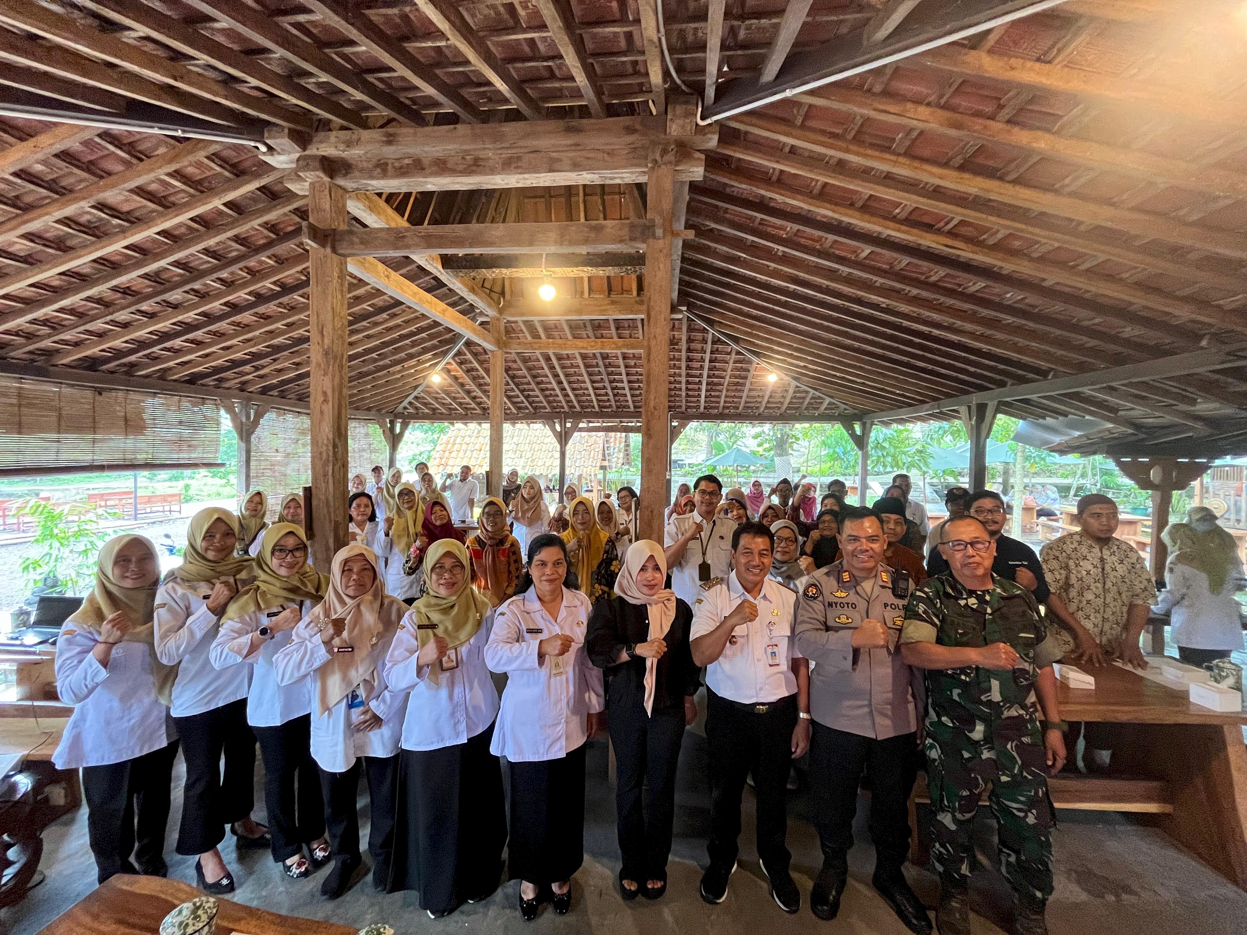 Lokakarya Mini Lintas Sektor dan Forum Konsultasi Publik Tingkat Kecamatan