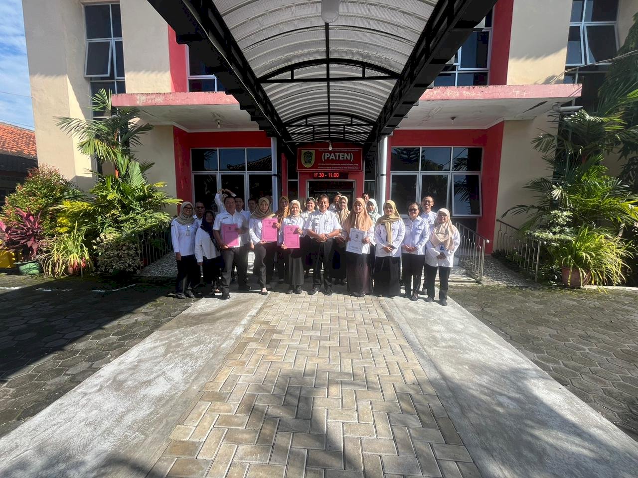 Apel Pagi Karyawan Karyawati Kantor Kecamatan Prambanan