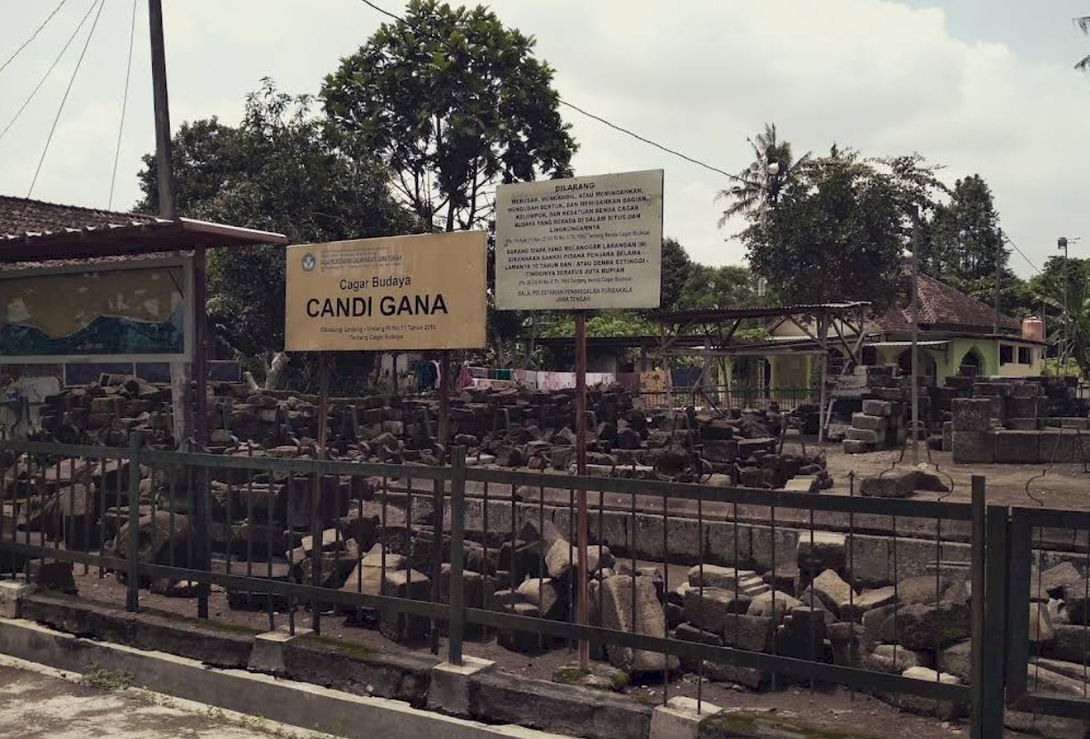 Candi Gana: Keunikan Relief "Si Kerdil" di Desa Wisata Bugisan